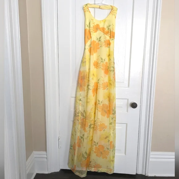 Vintage 70s ILGWU Floral Floor Length Gown - Picture 1 of 12